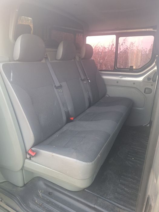 Dezmembrez renault trafic opel vivaro 2.0 dci euro 5