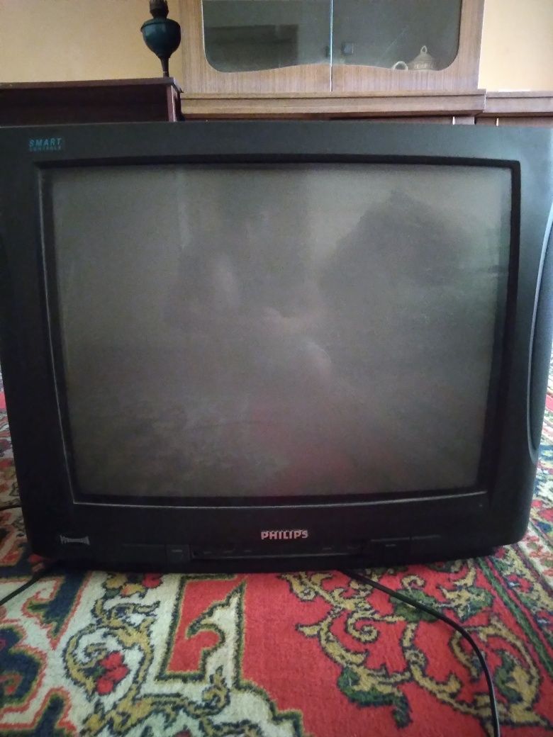 Продаётся телевизор Philips