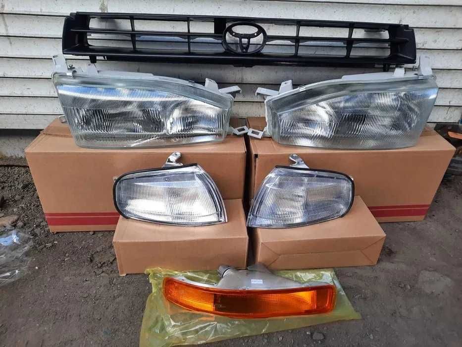 Фара Камри 10 '92- / Toyota Camry 10