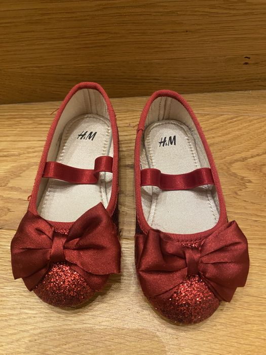 Pantofi H&M marimea 24