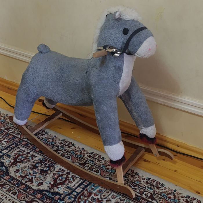 Toychoq, ot, taxtali katta o'yinchoq