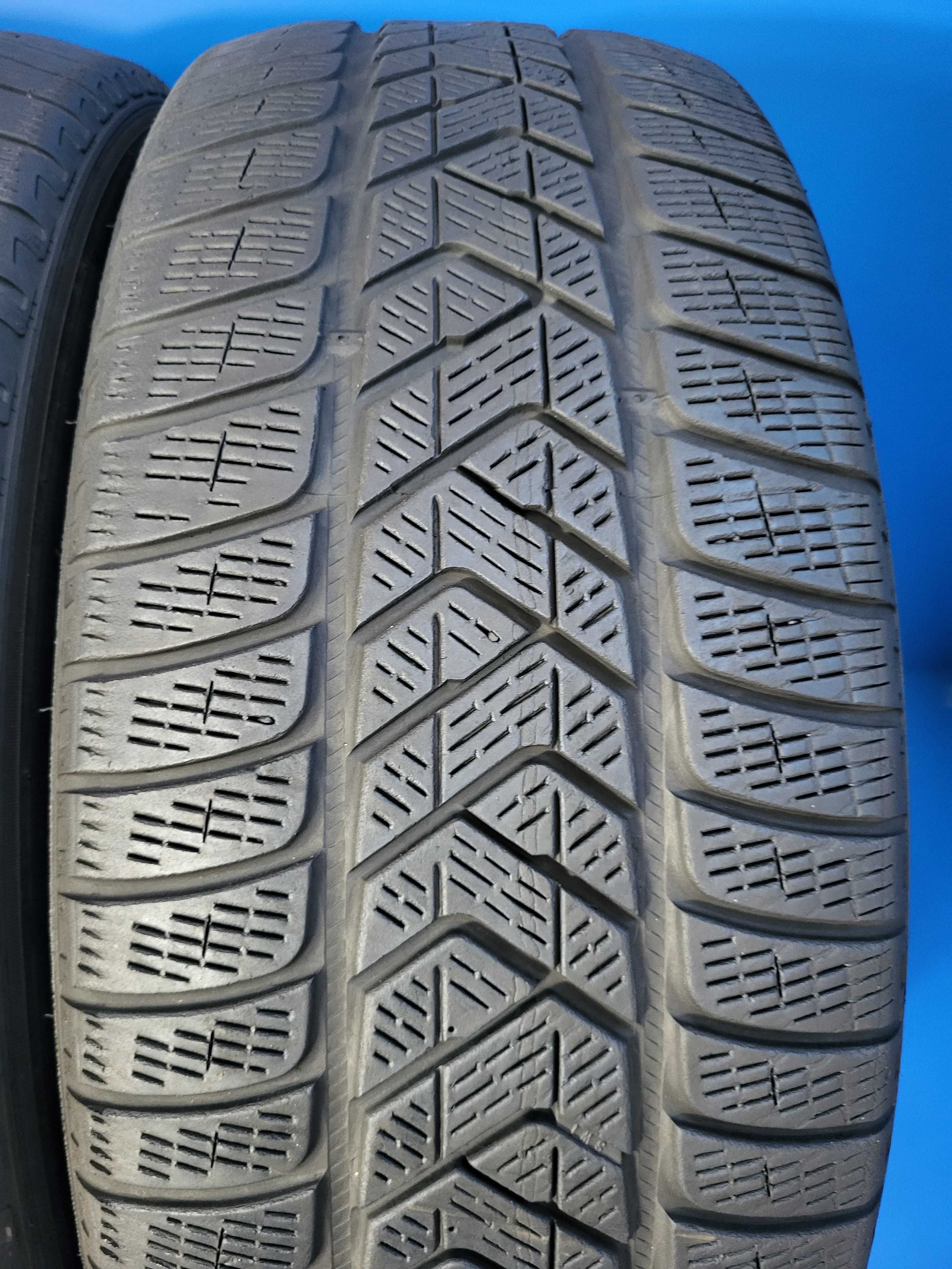 Vand set 4 anvelope M+S - 235 60 18 Pirelli Sottozero