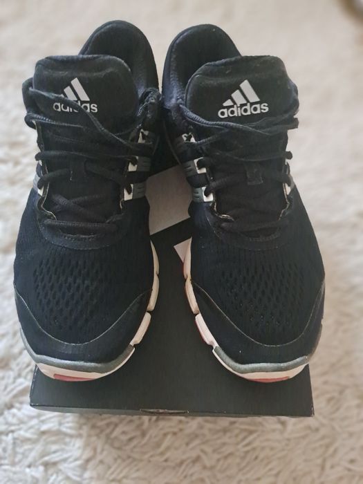 Маратонки Nike 38.5