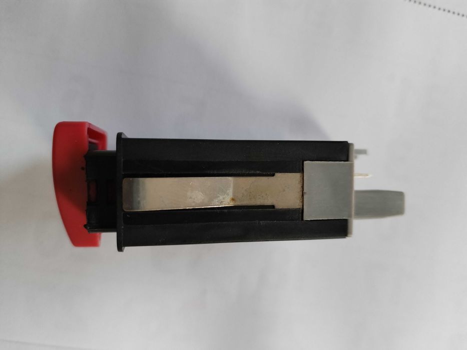 Дистанционно, заготовка ключ и аварийни Audi