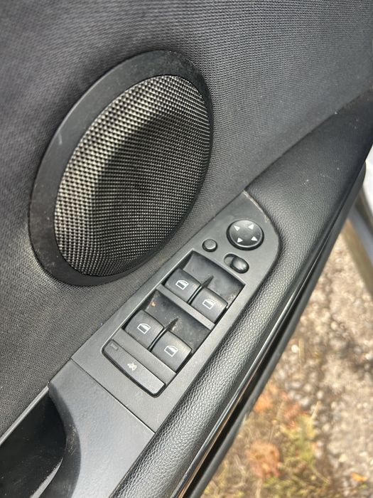 Capota bara faruri bmw e 90 e91 lci facelift