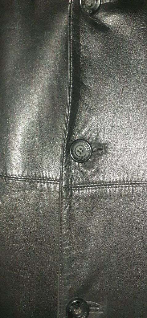 Scurtă piele Pierre Cardin originală Franța