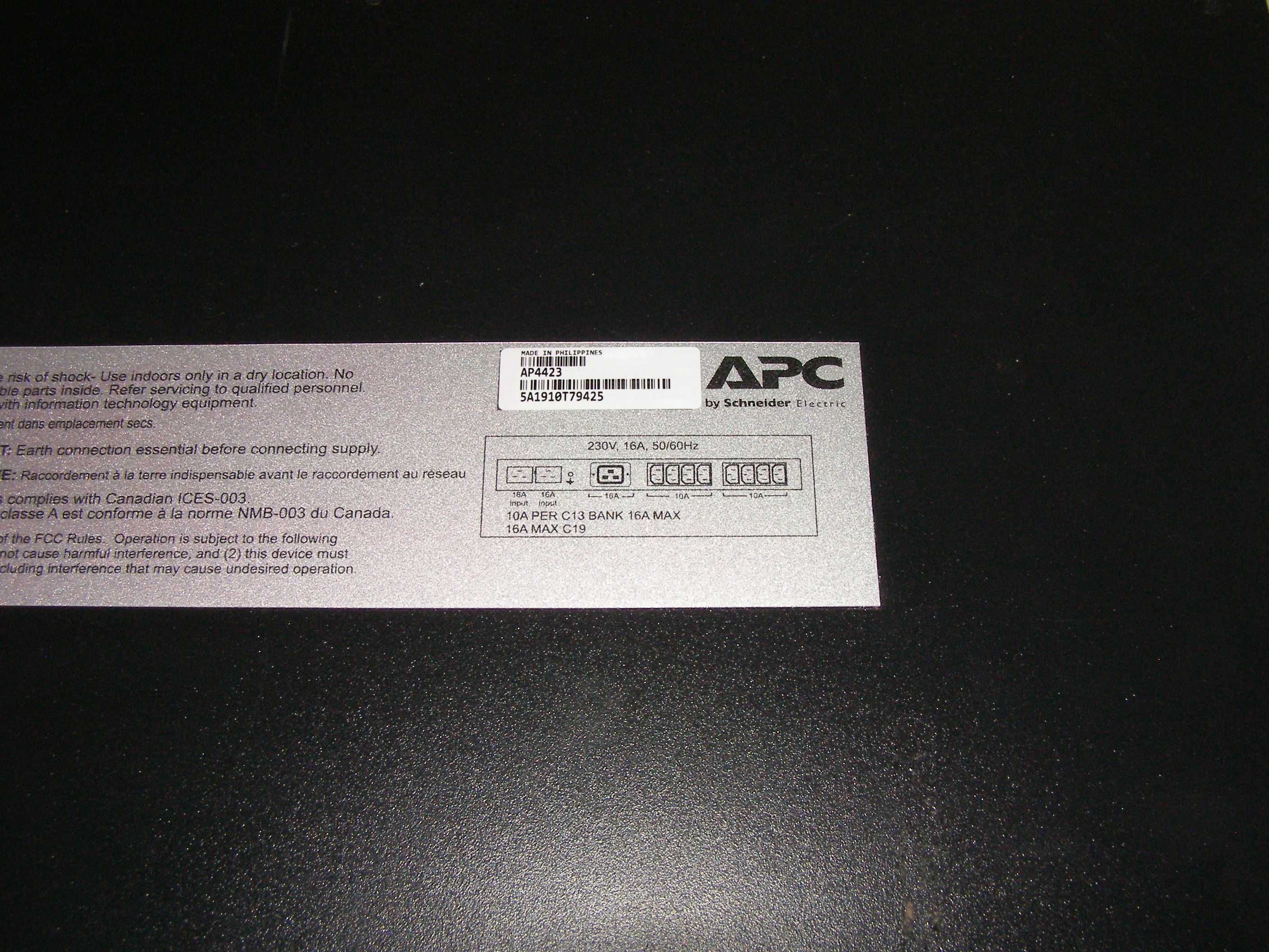 ATS (Automatic Transfer Switch) APC Model AP4423