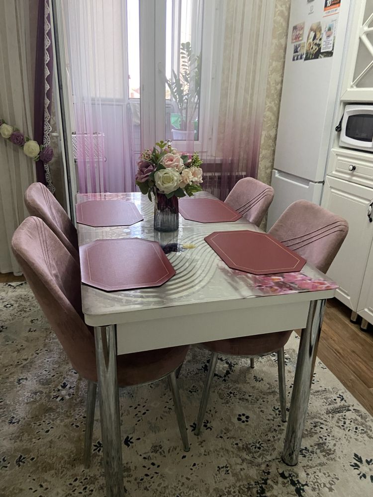 Продам стол стулья комплект