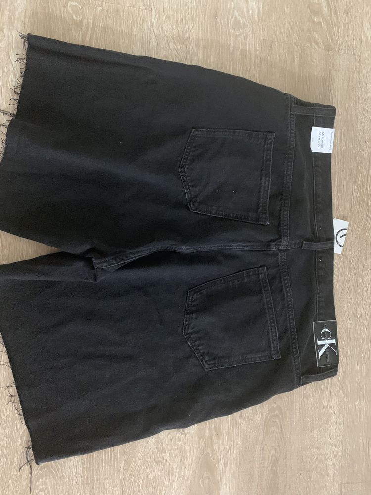 Pantaloni scurti Calvin Klein Jeans noi originali