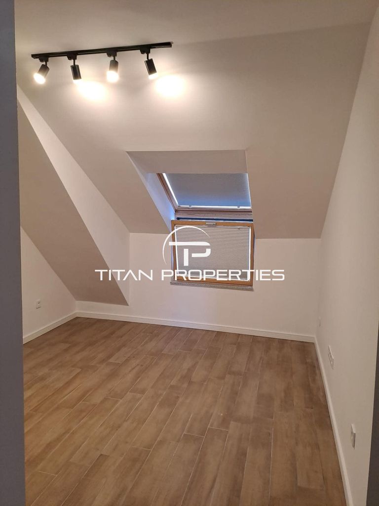 Дава се под наем Четиристаен апартамент в Пловдив, Мараша - 120 кв.м за 600 € - Снимка #9