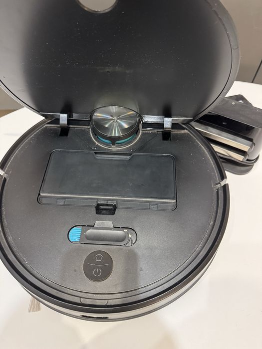 Robot aspirator Xiaomi Viomi 3 cu mop