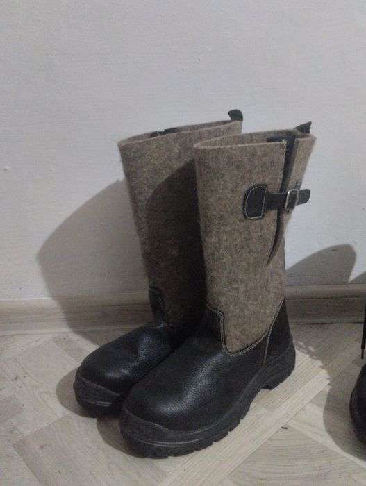 Продам сапоги валенки