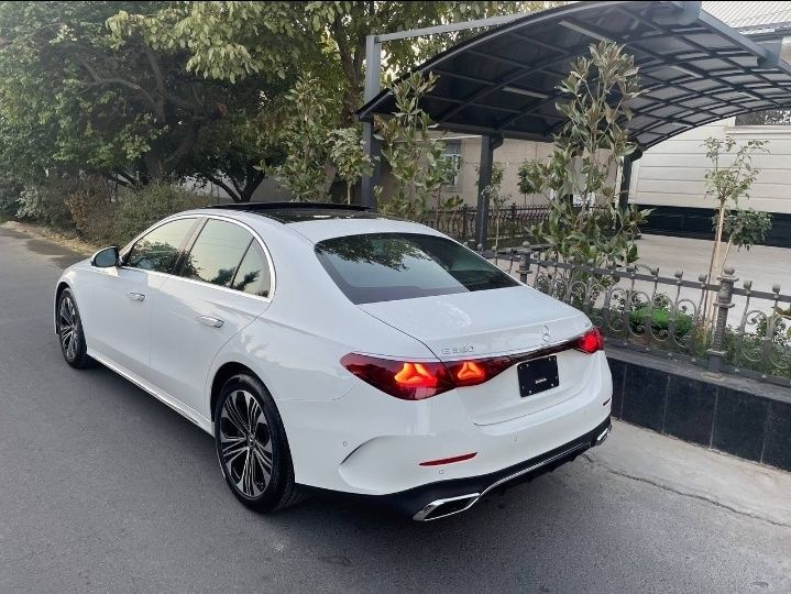 Продажа машина Mercedes E350