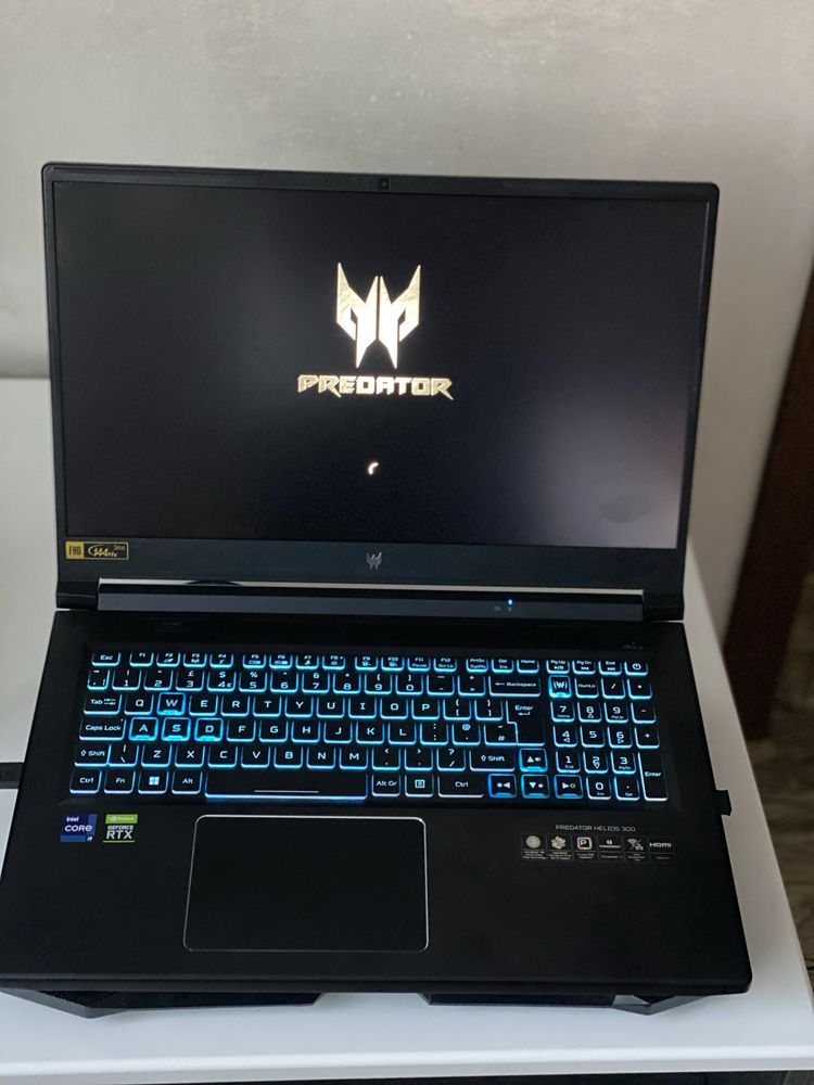 Predator Helios 300 PH317-55-92GB