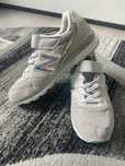 Adidasi new balance nr 37.5