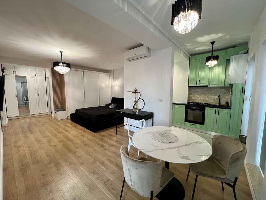 Inchiriez Garsoniera bloc nou