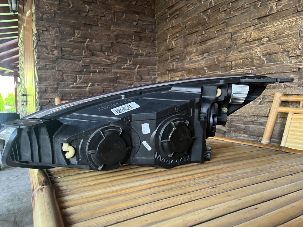 Фар за Ford Focus LED JX7B-13W029