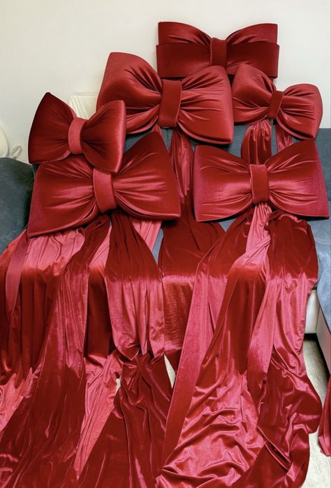 Fundite uriase din catifea pentru Craciun