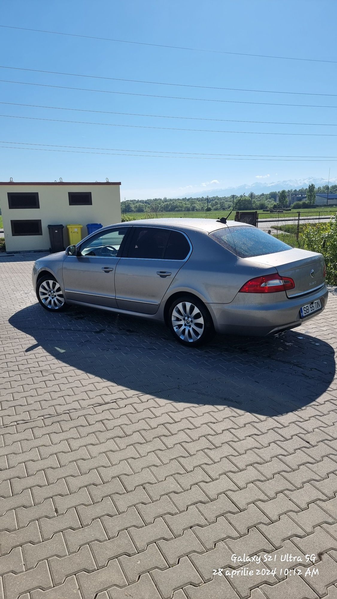 Vând skoda superb 2