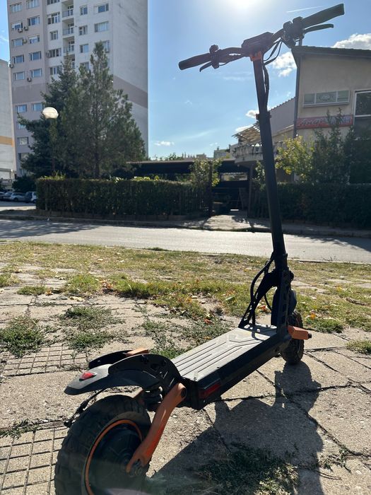 Продавам електрическа тротинетки  kukirin g2 pro
