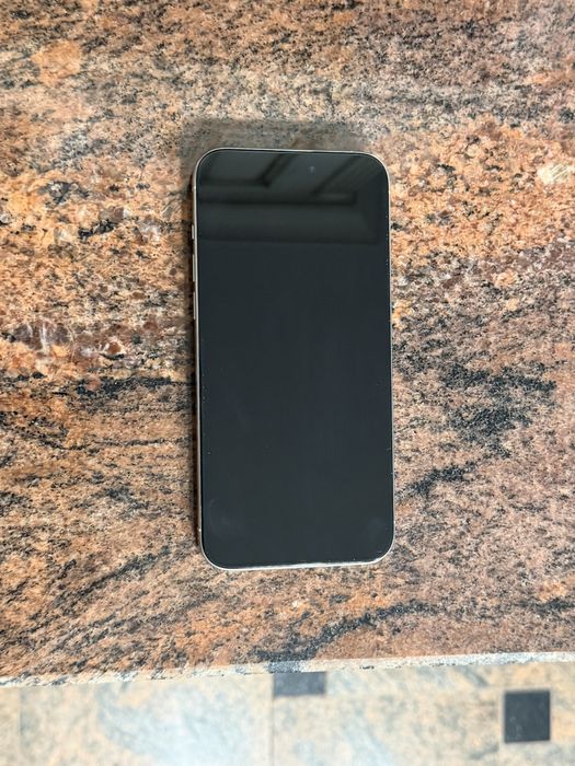 Vand Iphone 15 Pro Max