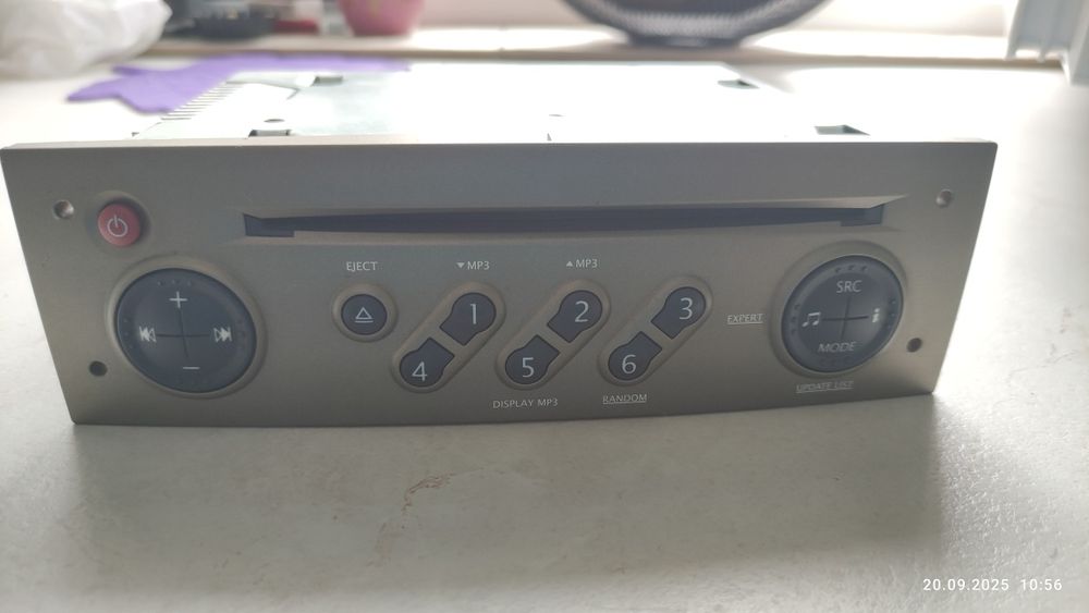MP3 Player Updata List pt Renault Megane 2