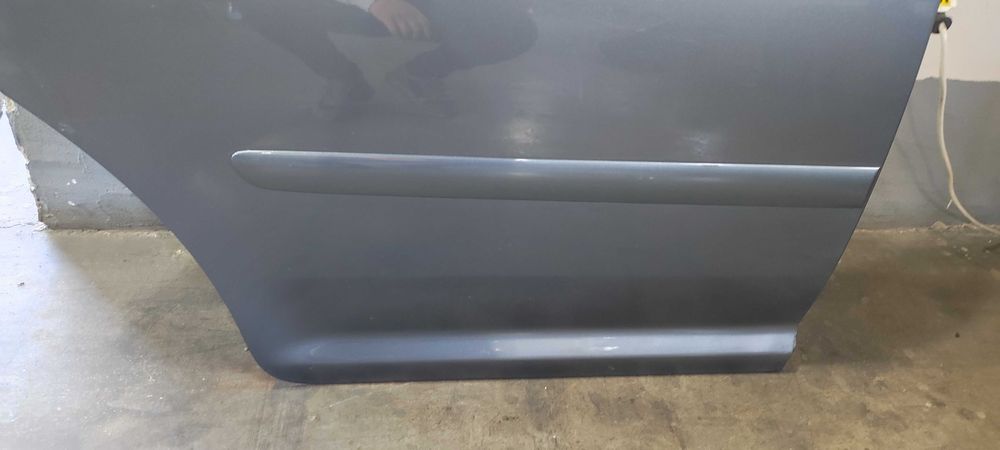 Usa dreapta spate volkswagen vw touran 1t1 cod culoare LD7X