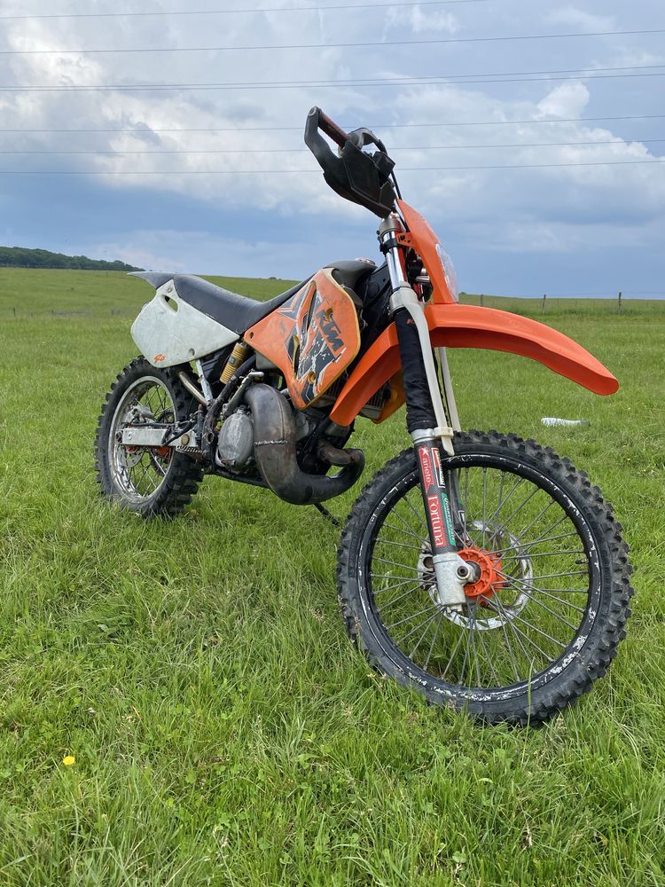 Vând ktm sx250 2t