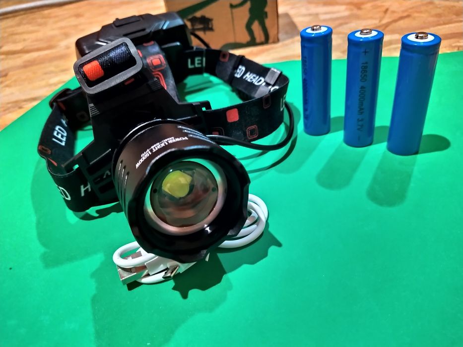 XHP70.2 v3 - Lanterna foarte puternica de cap cu NEW LED QUADCORE