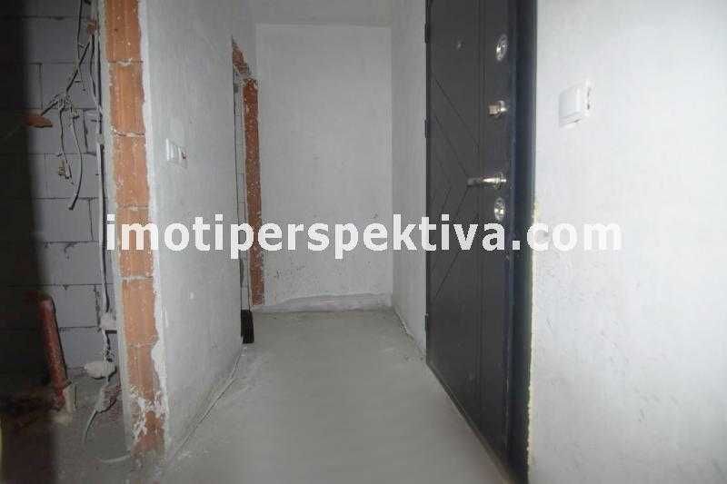 реф.18307 Две спални, среден етаж, АКТ 16-Коматевски възел!