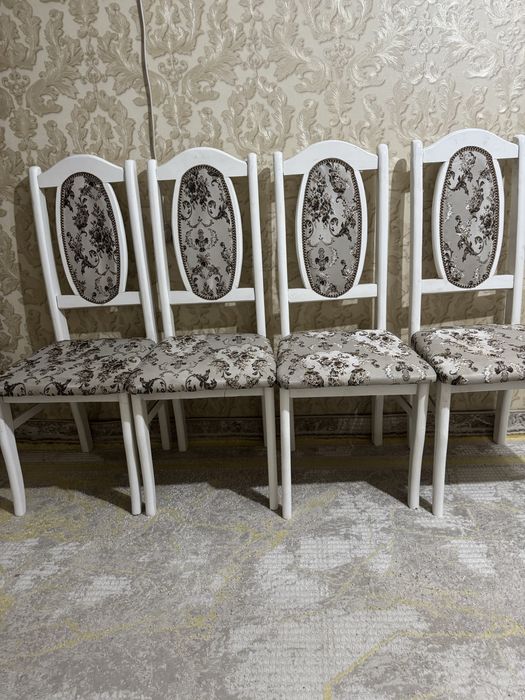 Стулья на продажу