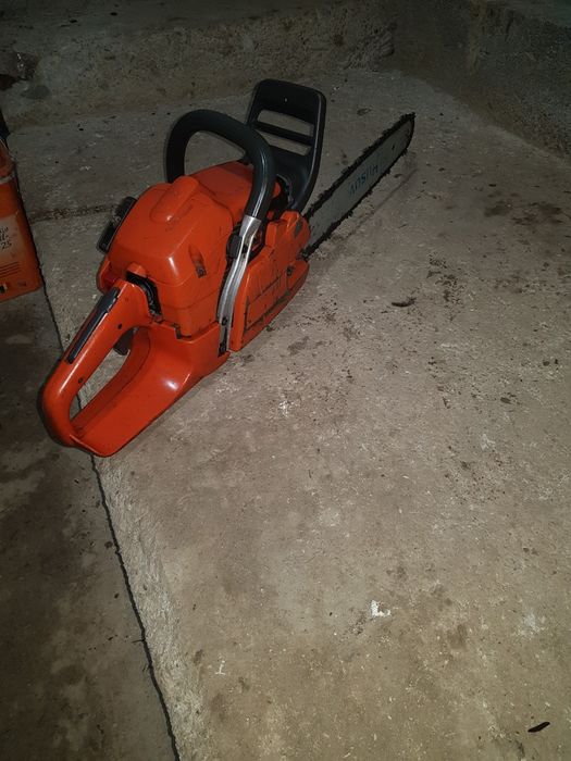 Vând  drujbă Husvarna 350