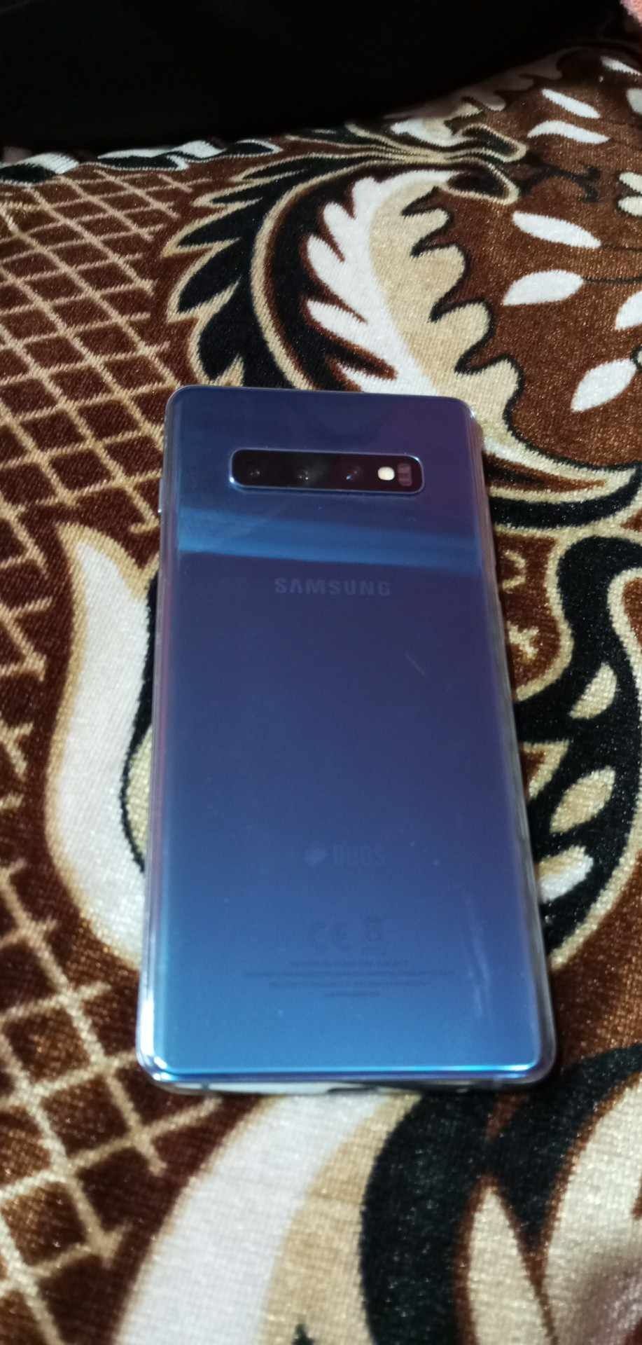 Vand samsung  128 gb 800 lei