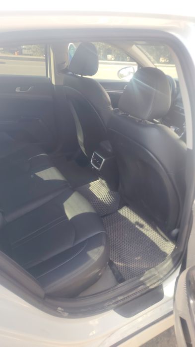 Продам киа к5 (газ)