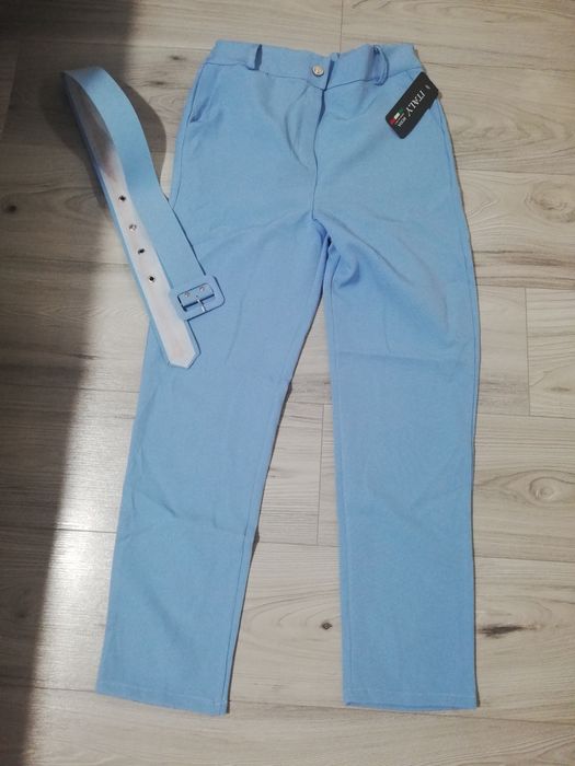 Pantaloni femei eleganti