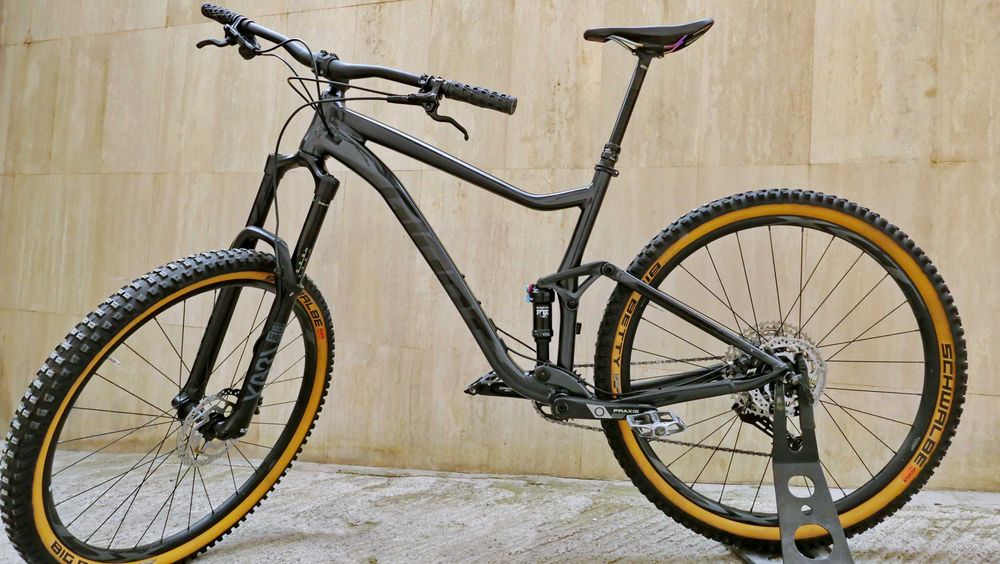 Giant Stance, 29 L, RockShox Yari 180-140 ход, 1х12 Deore