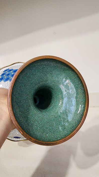 Редкая ваза эмаль китай 1950 е года