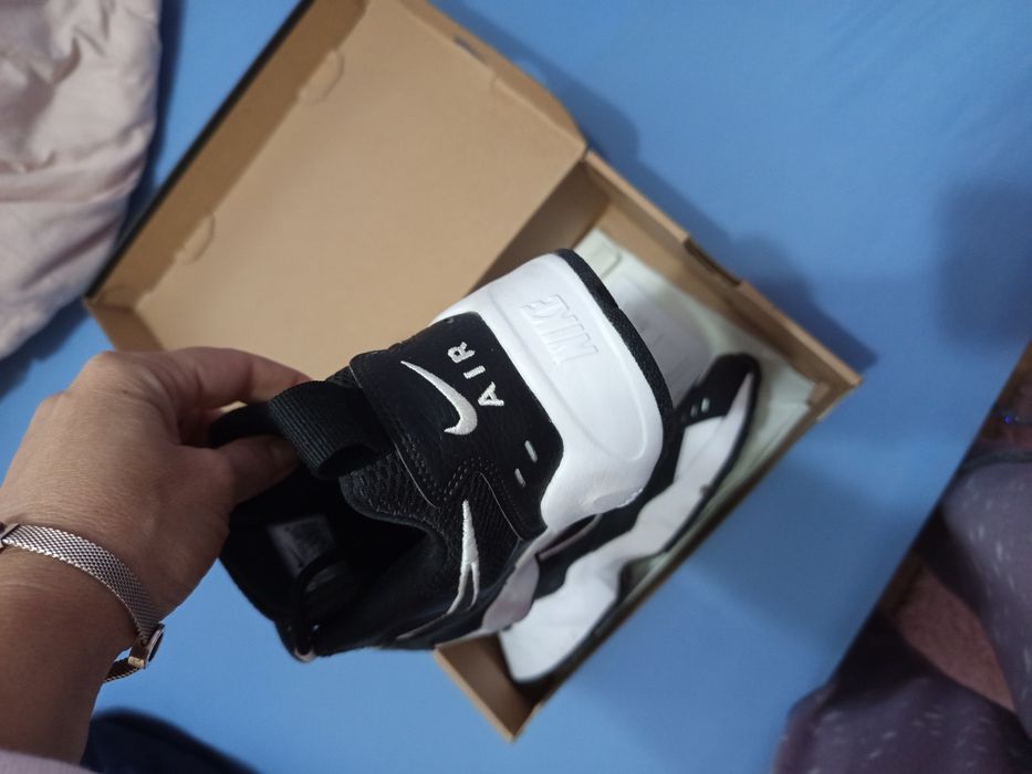 Два чифта дамски маратонки Nike