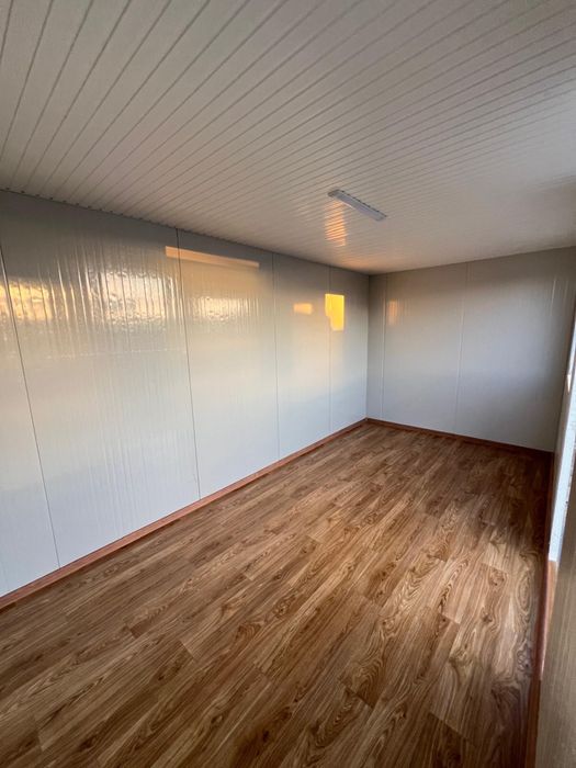 Vand containere modulare cu vitrina , birou , container comercial etc