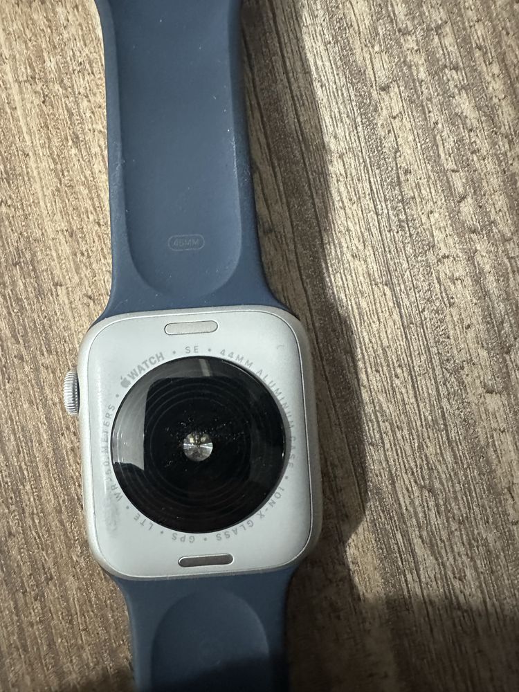 Apple Watch SE2 44MM