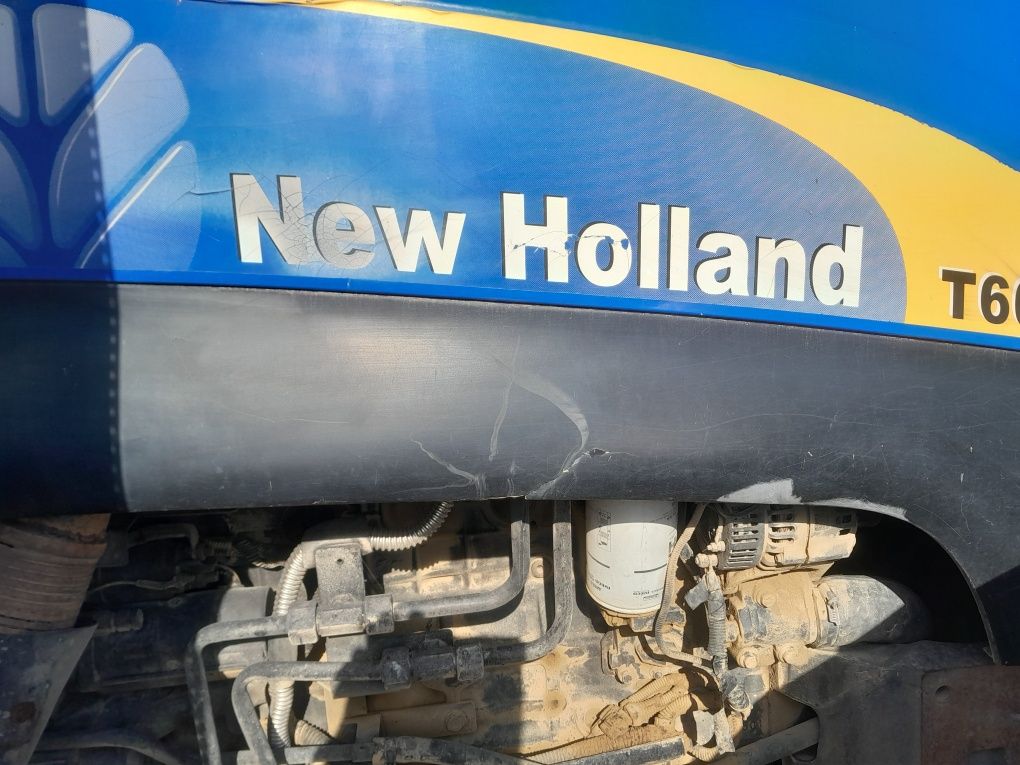 New Holland 6070