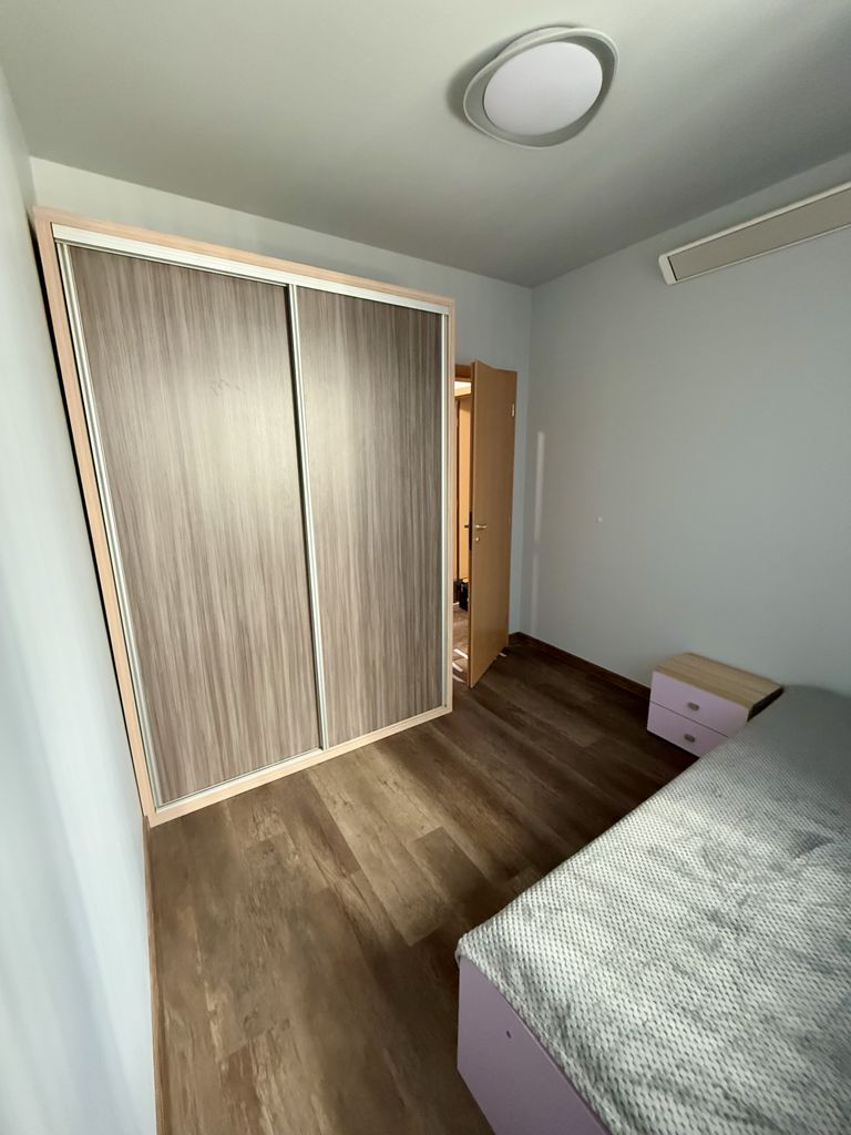 Дава се под наем Тристаен апартамент в Варна, Бриз - 50 кв.м за 637.5 € - Снимка #4