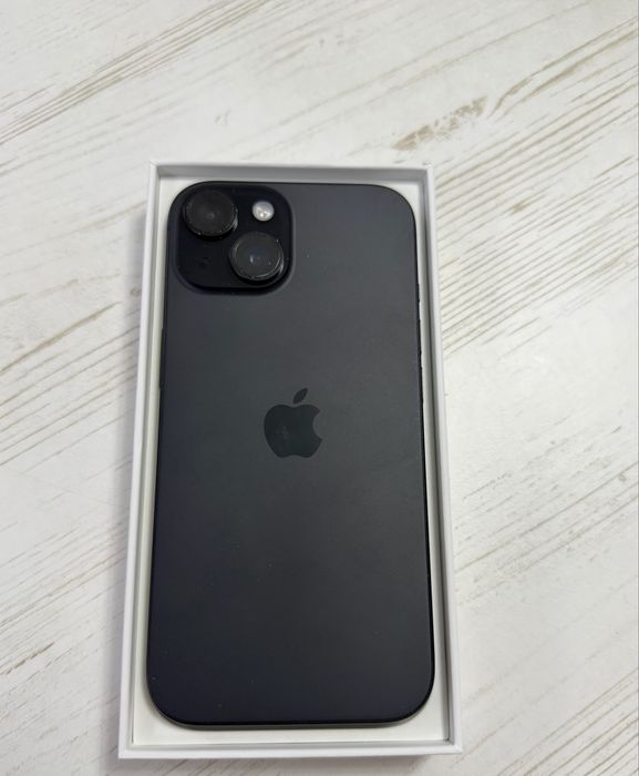 Vand Iphone 15 , 128 GB , negru