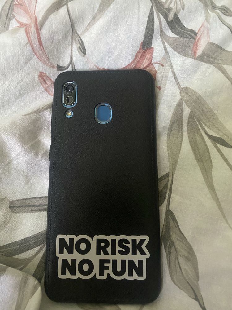 Samsung       a30