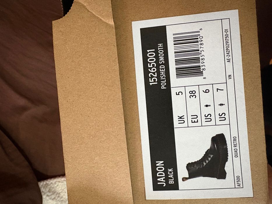 Оригинални Dr. Martens Jadon