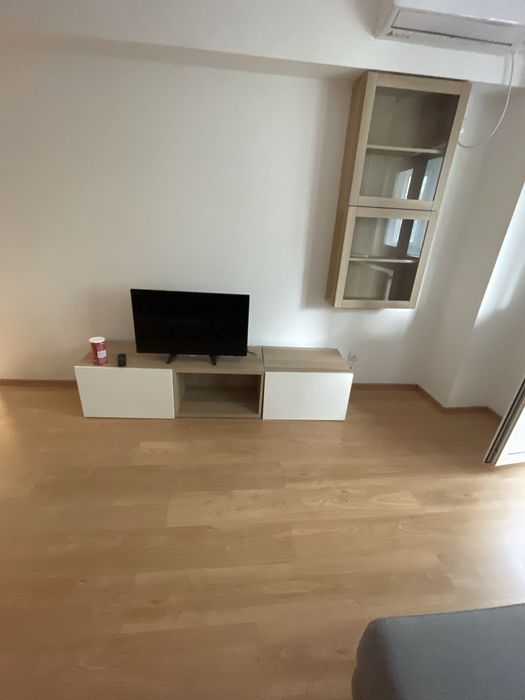 Vand foarte urgent mobila diversa pret foarte avantajos