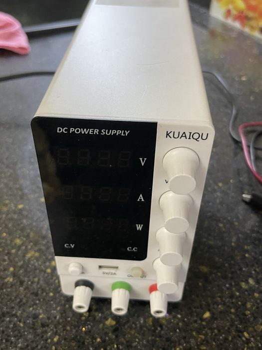 Лабораторный блок питания