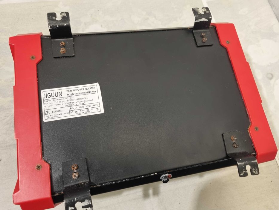Defect Invertor JIGUUN JU2000 12v 2000w 6000w peak