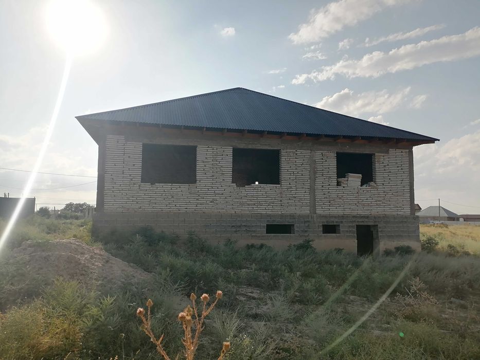 Үй сатылады Продам дом
