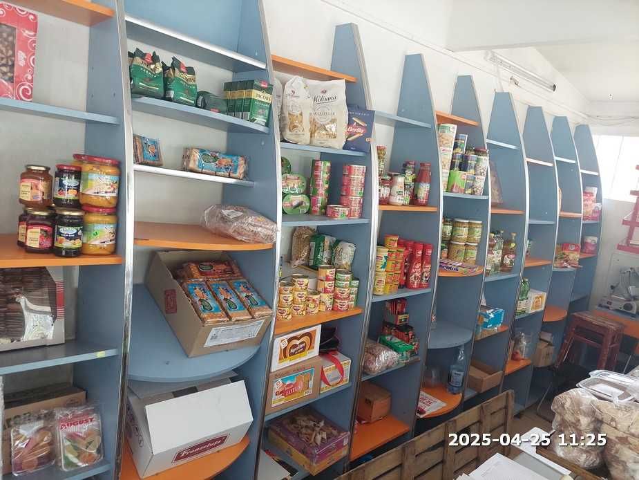 Dotări magazin, rafturi, vitrine, tejghele, mobiler comercial